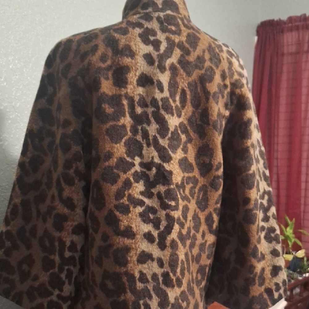 Betsey Johnson Brown and Black Leopard Swing Coat - Picture 7 of 13